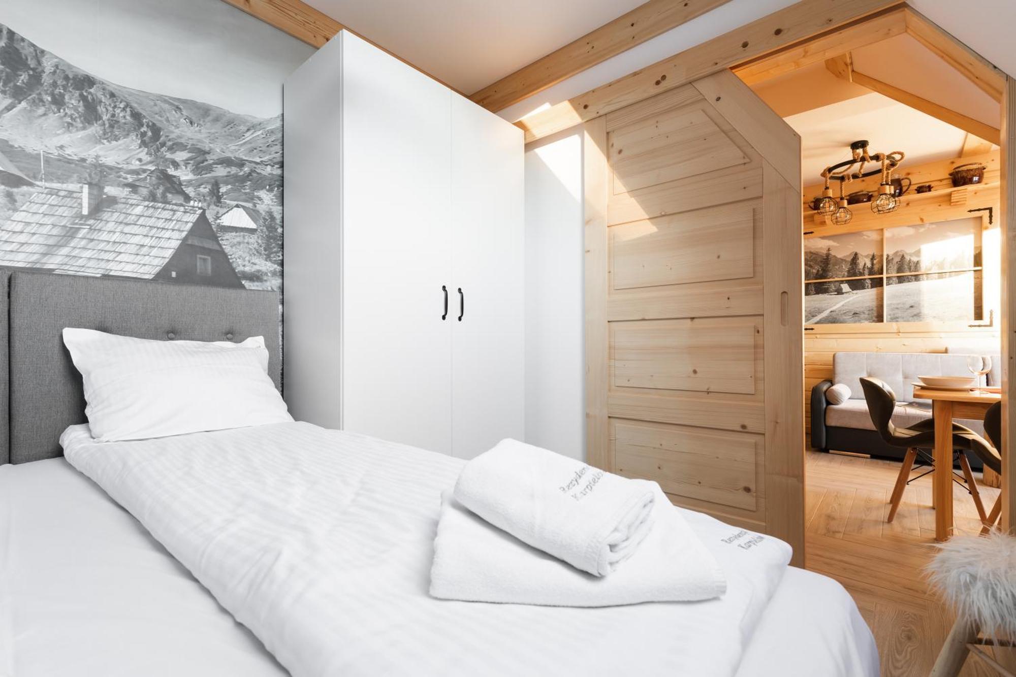Apartamenty Rezydencja Karpielowka 코스실리스코 객실 사진